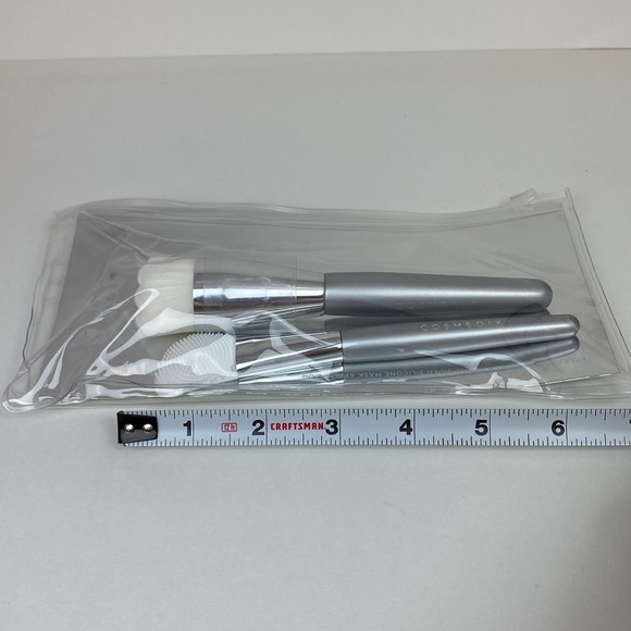 Cosmedix cleansing and mask applicator brushes NEW! - Picture 10 of 11